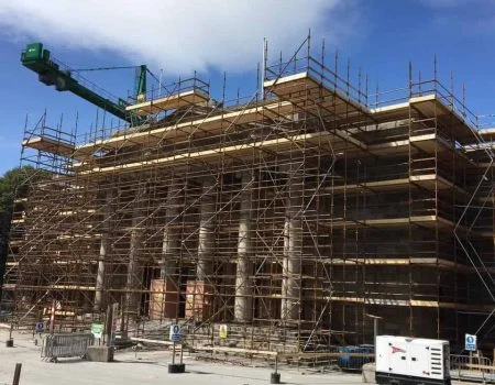 Summit Scaffolding Ireland - professional scaffolding services